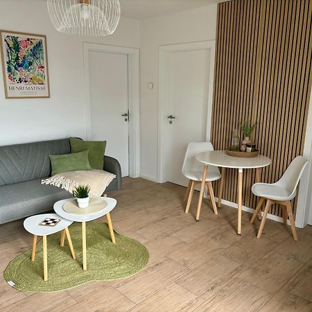Home & Apart - Apartment Im Herzen Von Kreyenbrueck - Apartment 1 Oldenburg Buitenkant foto