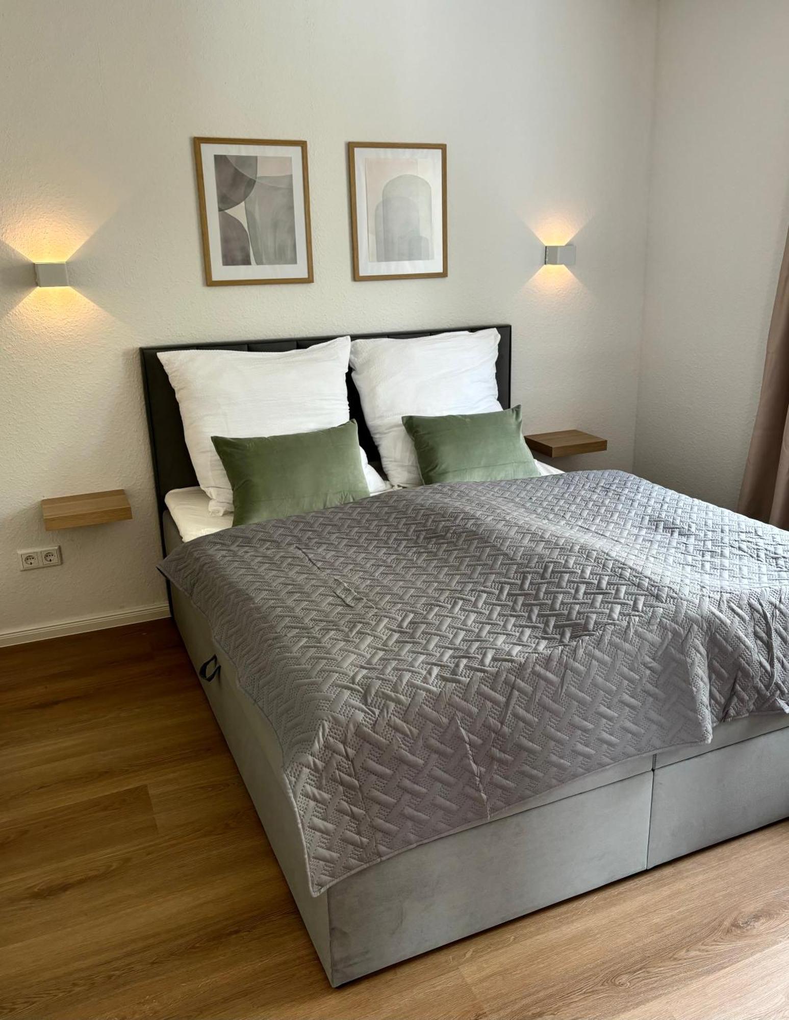 Home & Apart - Apartment Im Herzen Von Kreyenbrueck - Apartment 1 Oldenburg Buitenkant foto